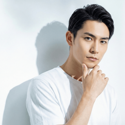 AI × 実写どちらにも対応した高度な仕上げ